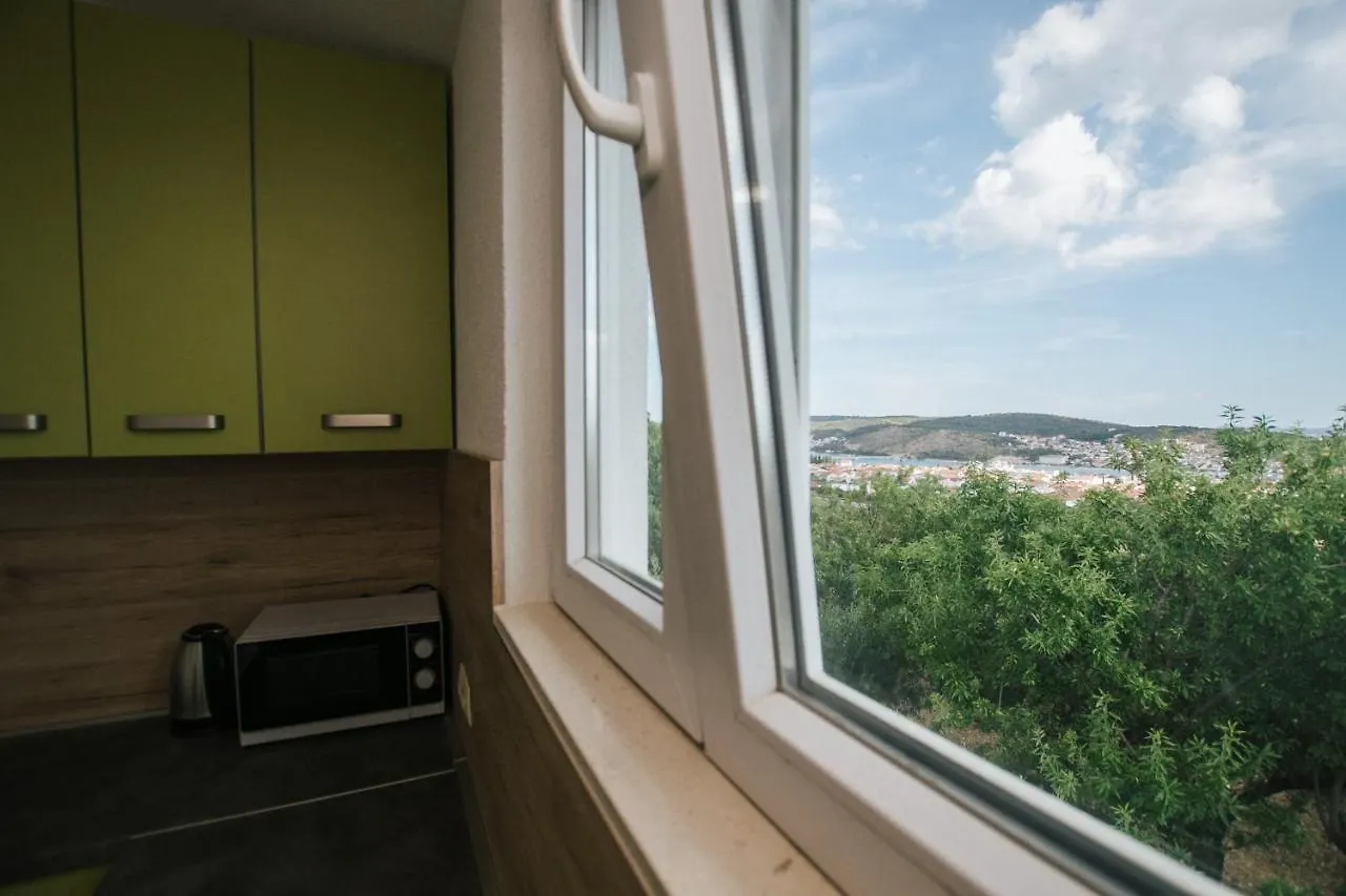 Tomislav Apartment Trogir