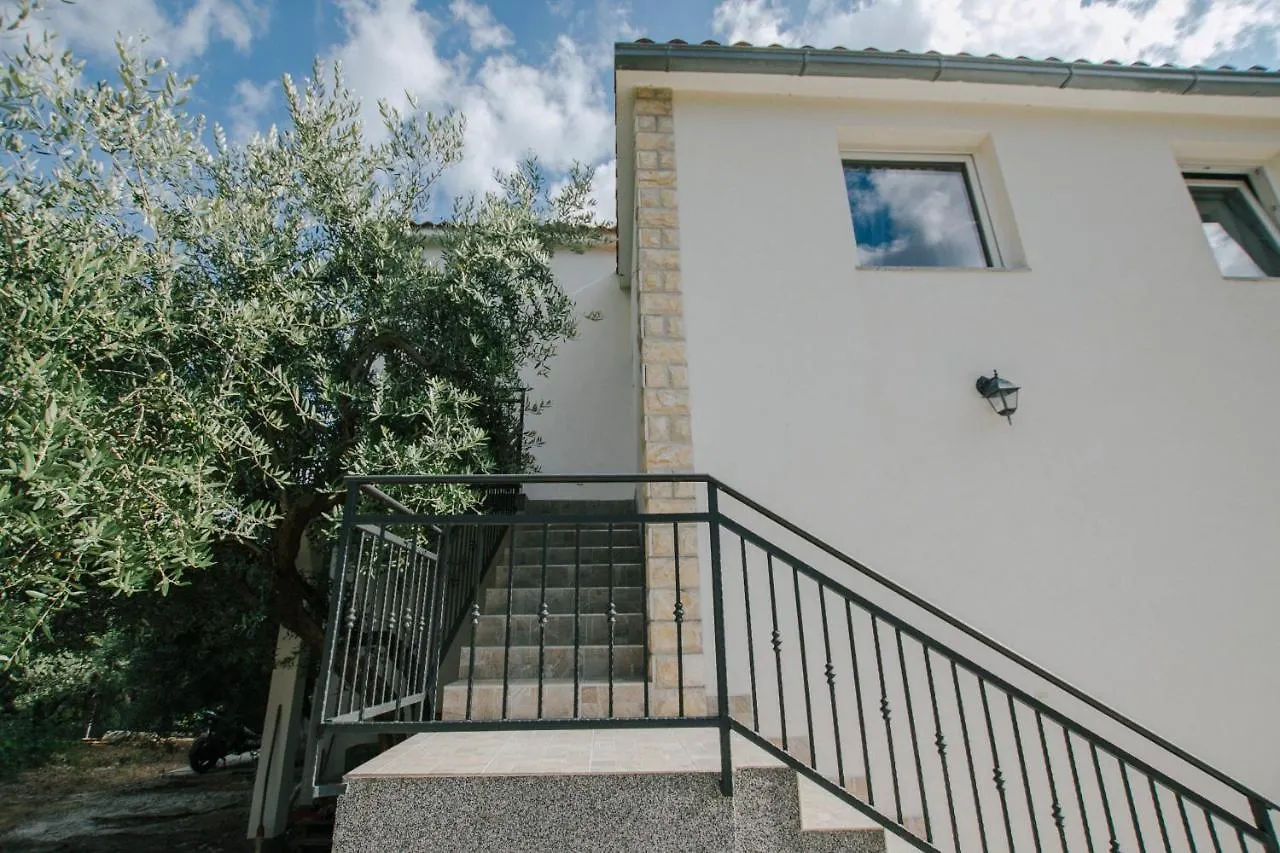 Tomislav Apartment Trogir Croatia